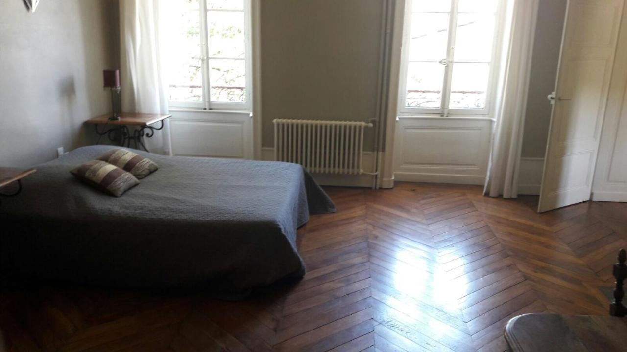 Chambres et table L' échappée Bouvesse-Quirieu Exterior foto