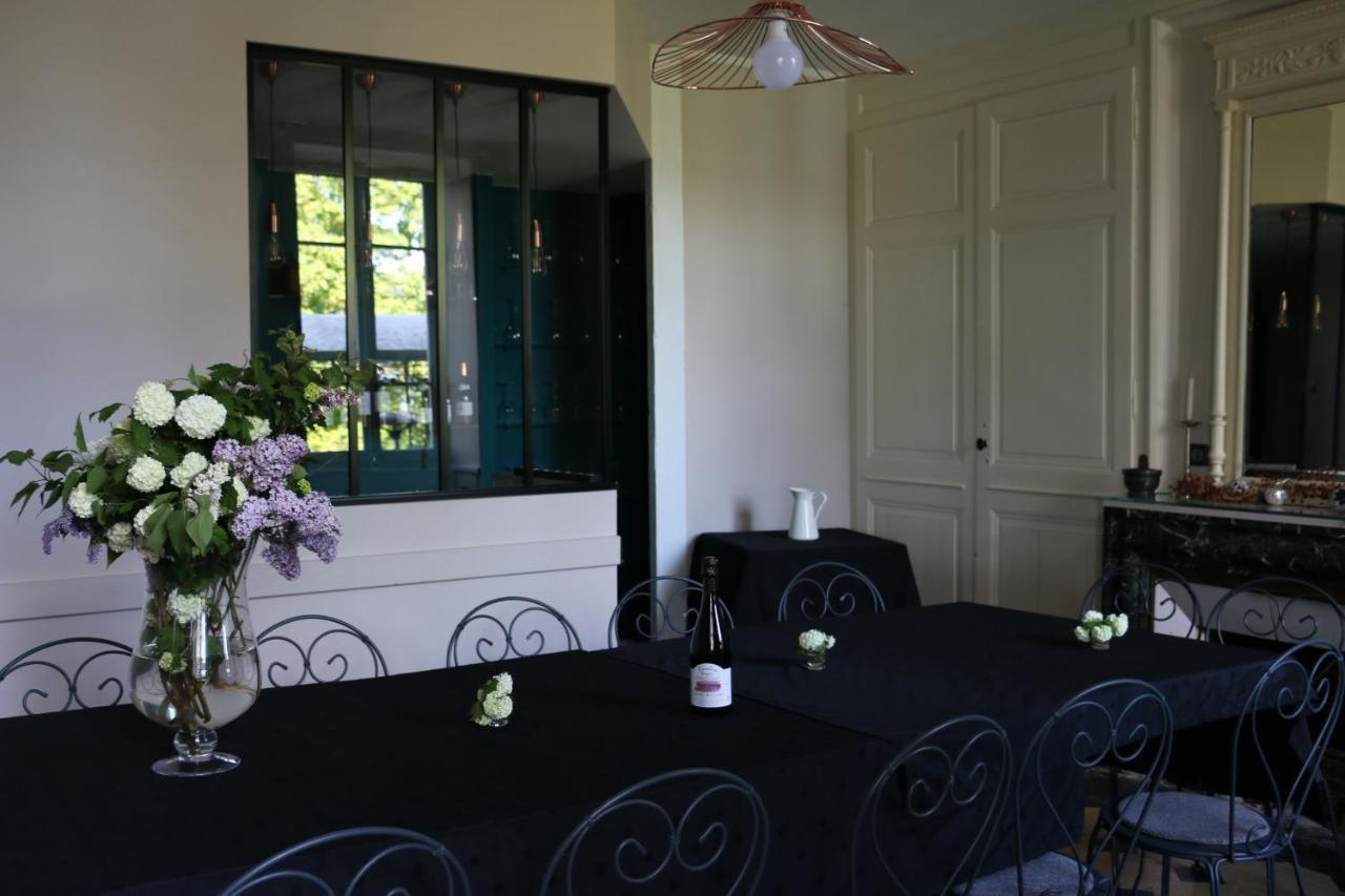 Chambres et table L' échappée Bouvesse-Quirieu Exterior foto